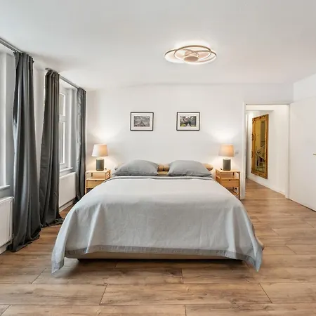 Apartamento The Tieckstr Loft For Up To 7 People With 2 Bathrooms