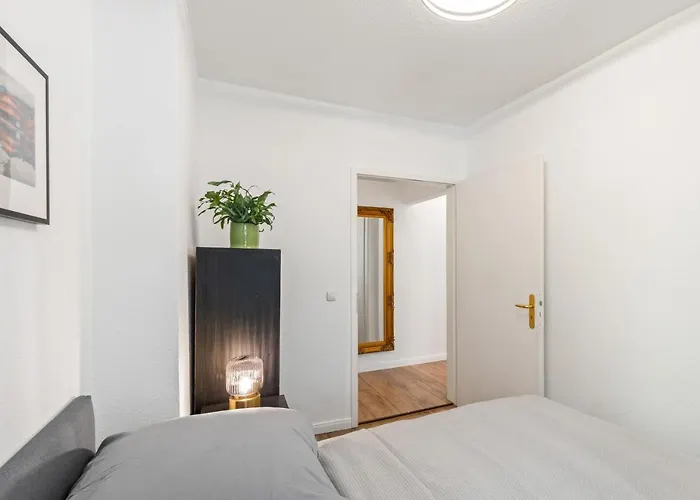 Apartman The Remise Mitte Loft, 2 Bedroom 2 Bathrooms, Living Room, Group & Family Friendly, 4- 7 Guests *